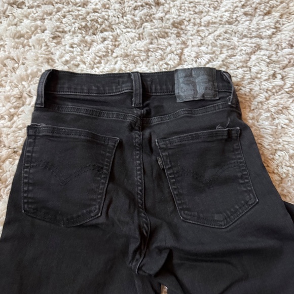 Elegant Elegant Levi Strauss, dark denim 724 high rise Black Straight Leg Women' - Picture 3 of 7